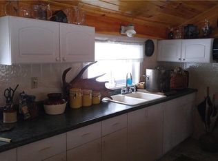 B B East Hl, Andover, ME 04216