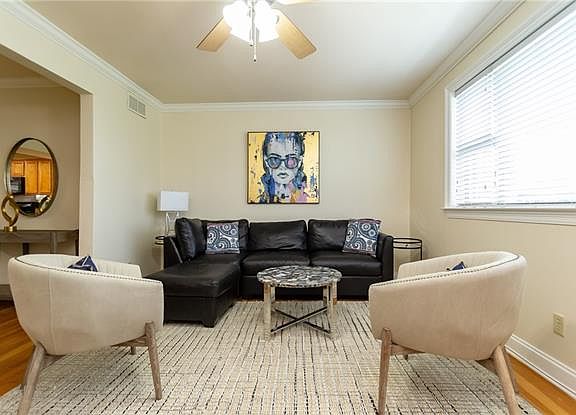 4th image of 7301 W End Blvd APT C