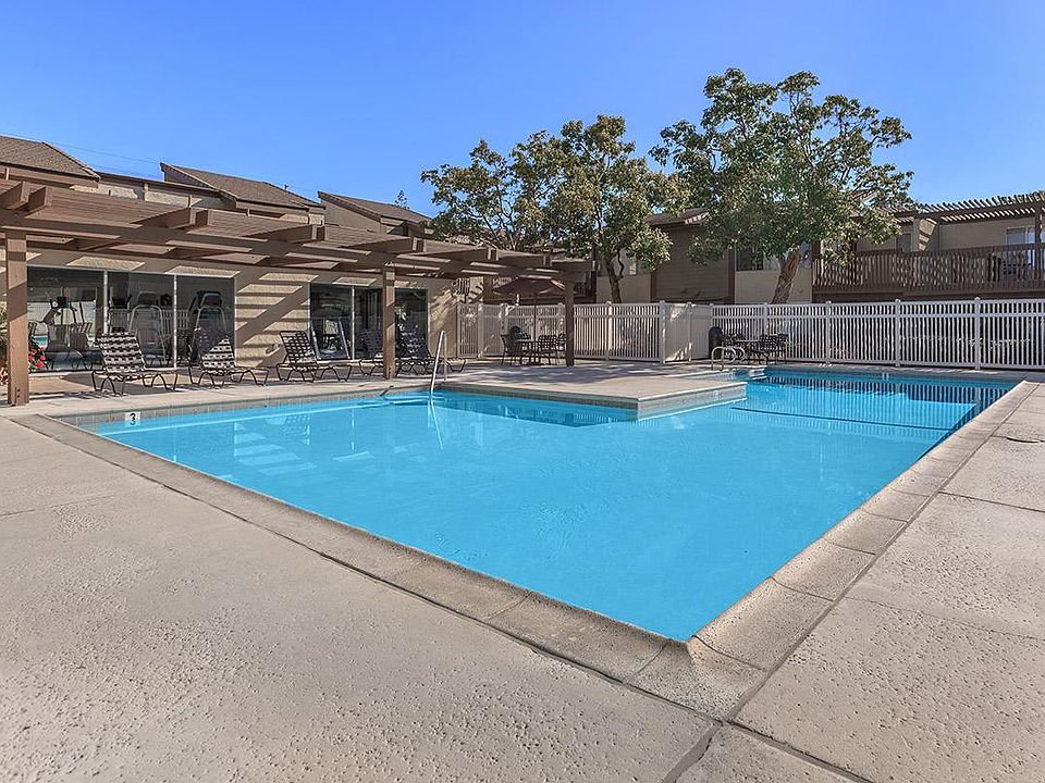 Canyon Village Apartment Homes 1265 N Chrisden St Anaheim Hills, CA