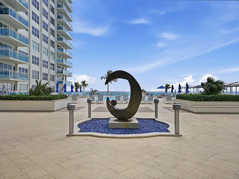 3900 Galt Ocean Dr #1116 — Photo 41