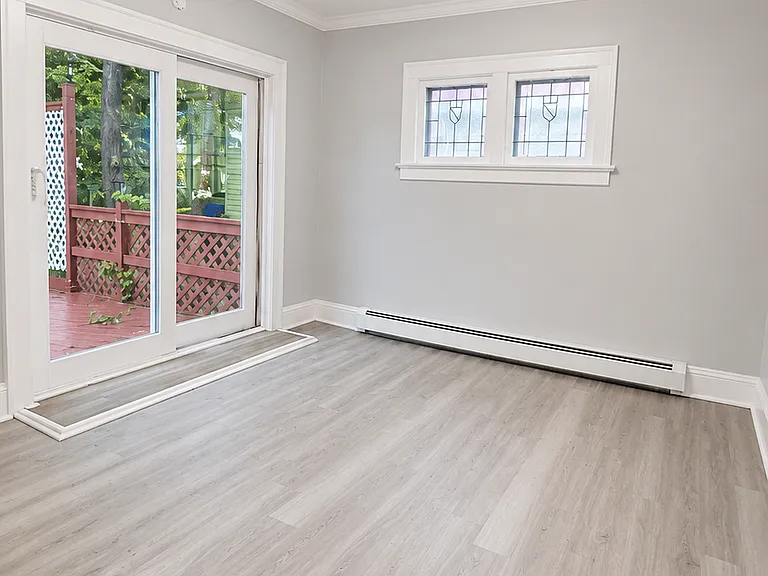 93 Hollywood Ave — Photo 42