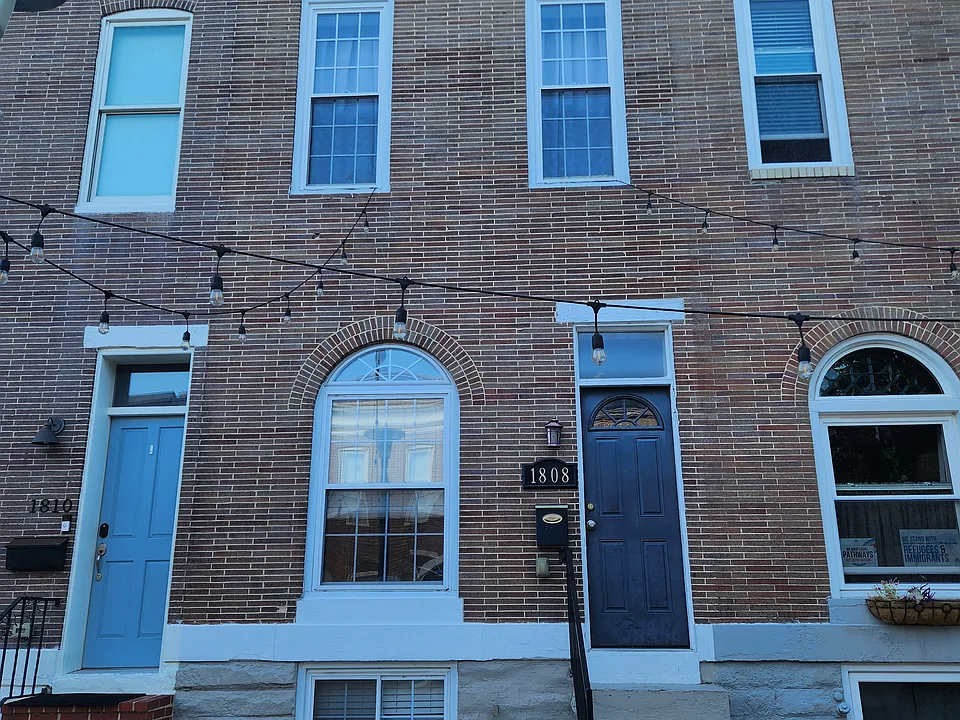 1808 Jackson St