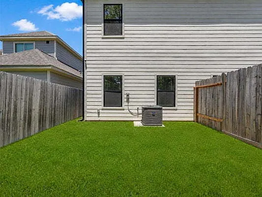 3 bed, 2.5 bath, $1,759 — Photo 4