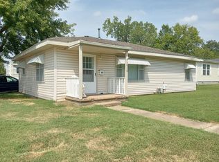 1516 W 5th St, Coffeyville, KS 67337