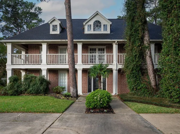 17707 Champion Forest Dr, Spring, TX 77379