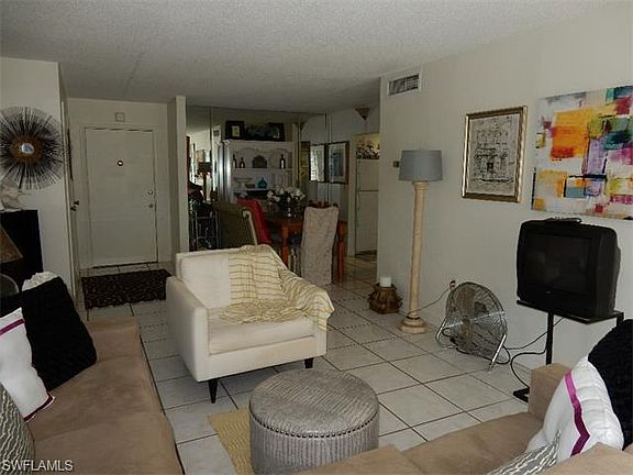 3rd image of 3706 Broadway APT 16