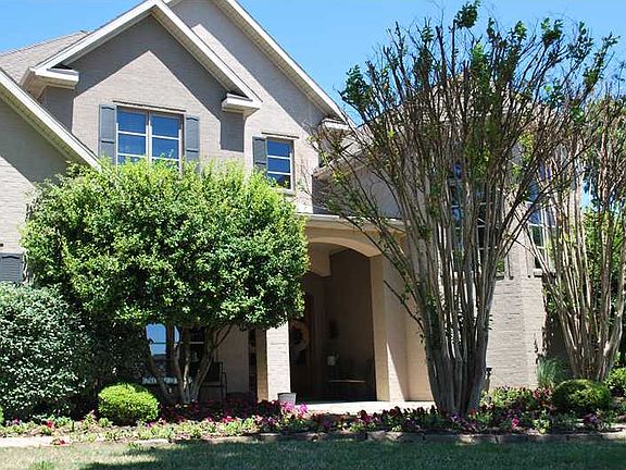 5th image of 350 Barnstone Ln