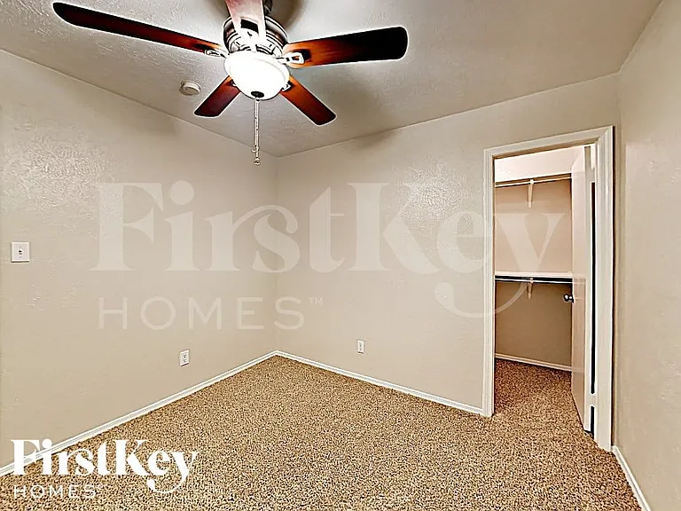 2805 Galemeadow Dr — Photo 8