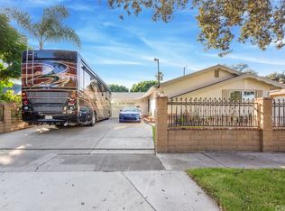 2518 S Artesia St, Santa Ana, CA 92704