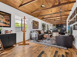 526 Victoria Ave, Venice, CA 90291