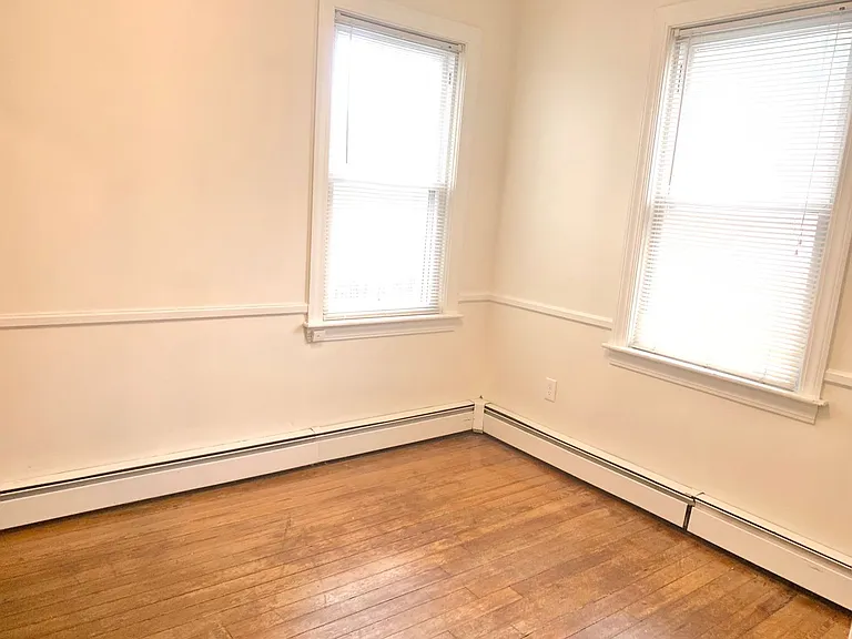 63 Preston St — Photo 38