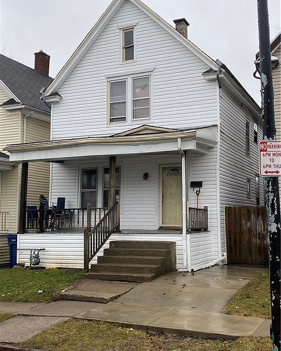 1st image of 226 Waverly St