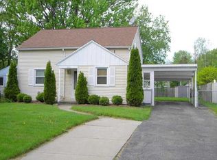 204 Fielding Rd, Rochester, NY 14626