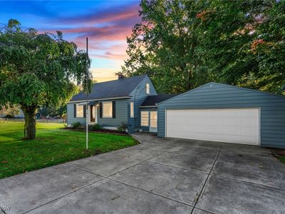 35221 Chestnut Ridge Rd, North Ridgeville, OH, 44039