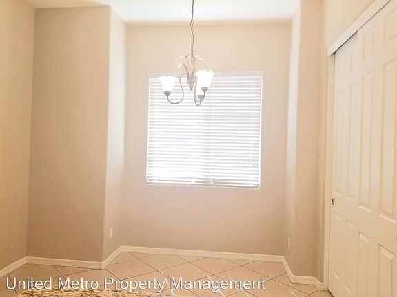 4th image of 2896 N Heritage St