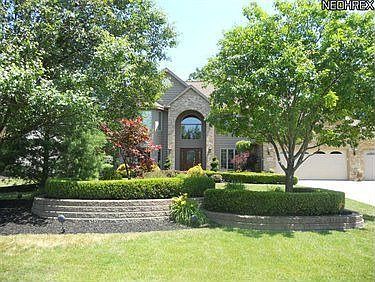 2nd image of 6845 Silkwood Ln