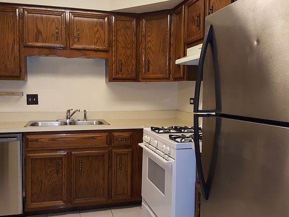 3rd image of 12251 S Dogwood Ln #1