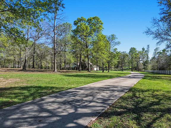 3rd image of 18193 Rabon Chapel Rd