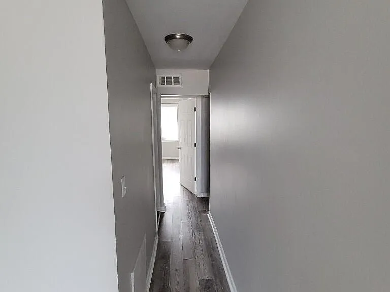312 Perrin St — Photo 6