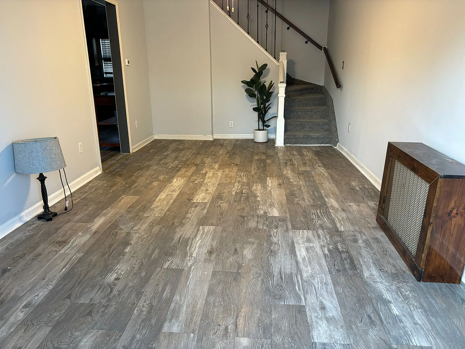 3 bed, 2000 sqft, $3,300 — Photo 3