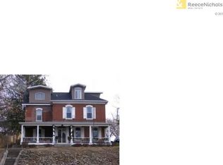 200 N 2nd St, Atchison, KS 66002