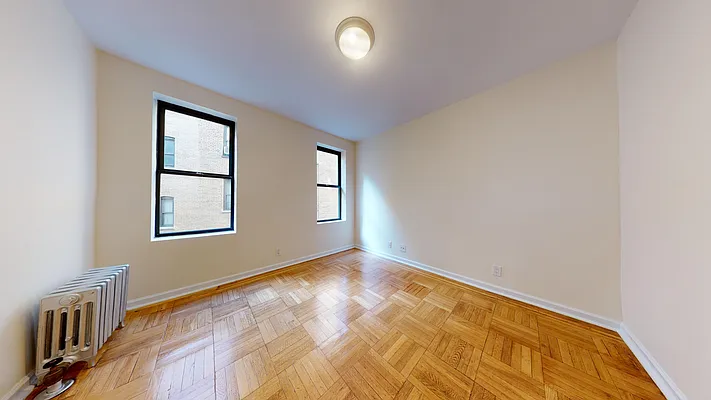 Rented by Bond New York | media 4