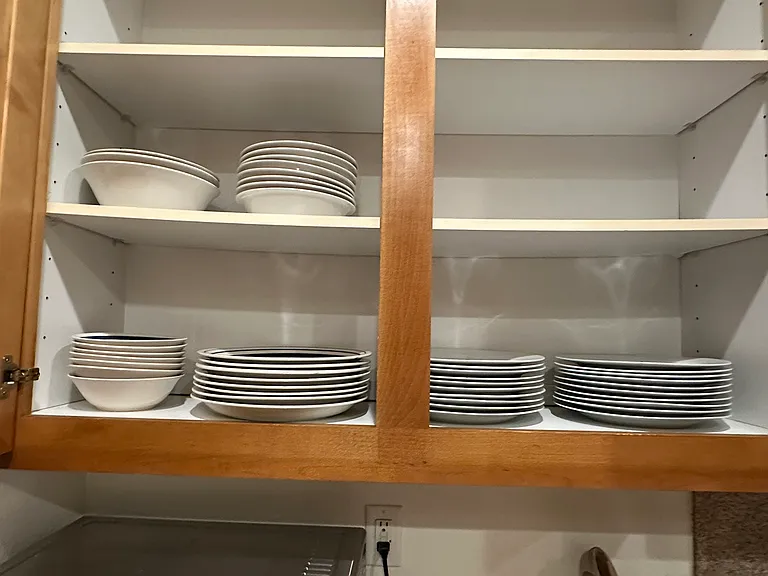 Kitchen dinnerware