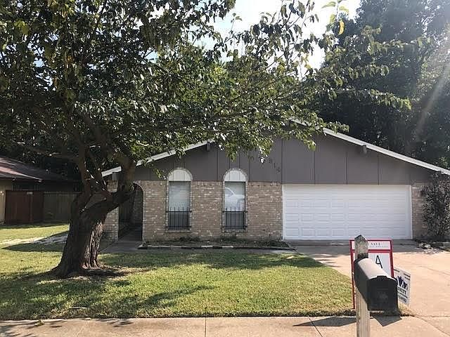 1st image of 514 Meadowglen Dr