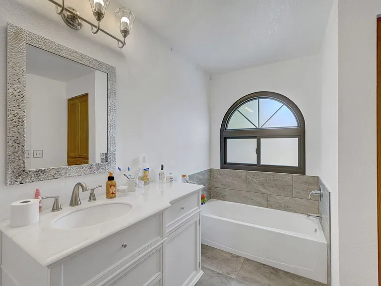 6644 Pepperidge Way — Photo 27