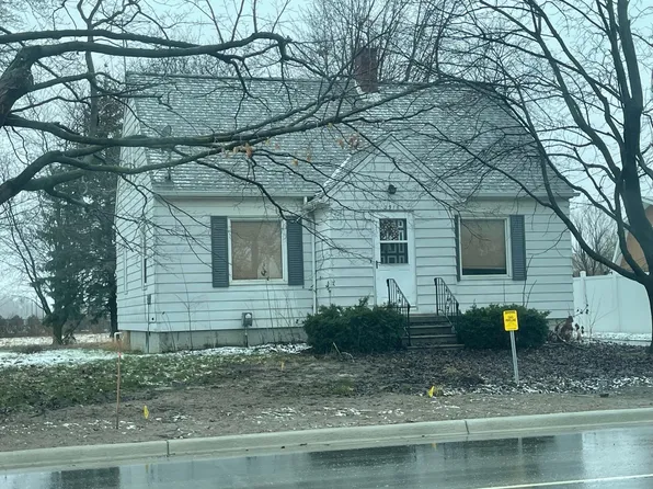 2916 S Euclid Ave, Bay City, MI 48706