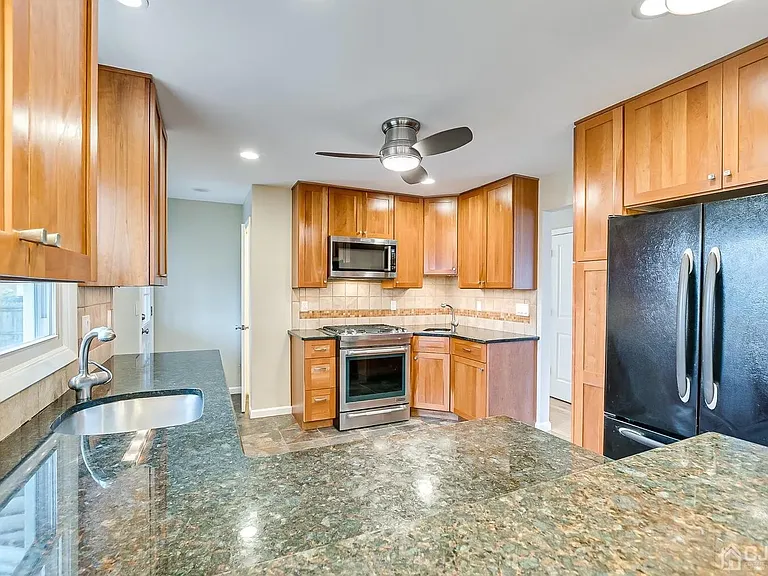 257 W Grant Ave — Photo 6