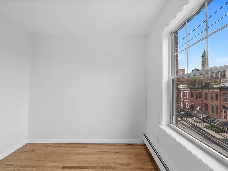 282 Saint Pauls Ave #2 — Photo 7