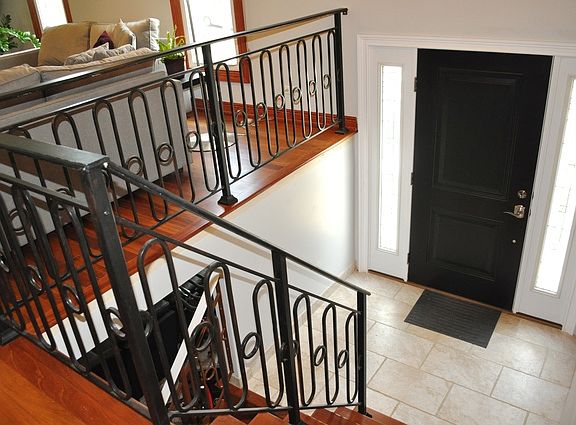 2nd image of 420 Avebury Ct