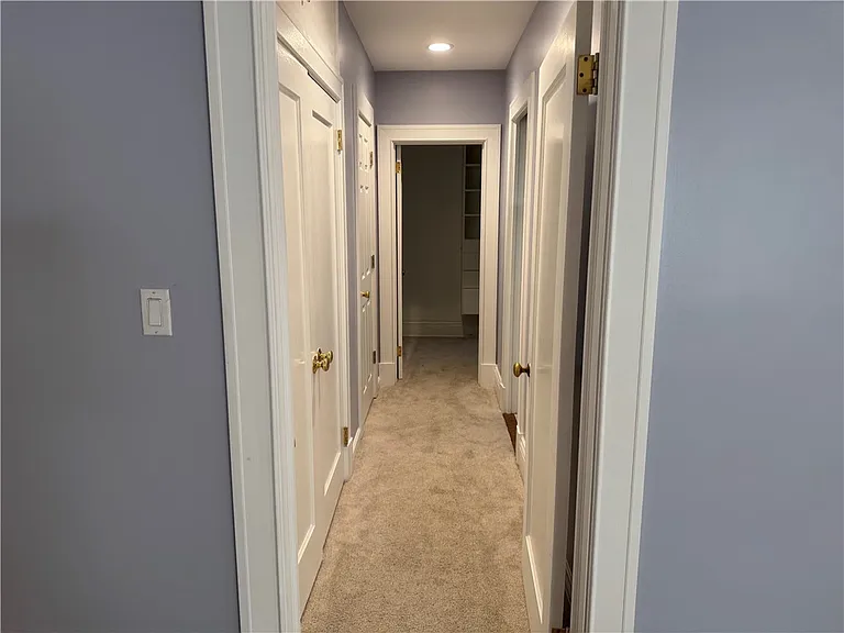 703 Saint James St — Photo 37
