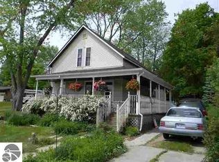 304 Bennett St, Rose City, MI 48654