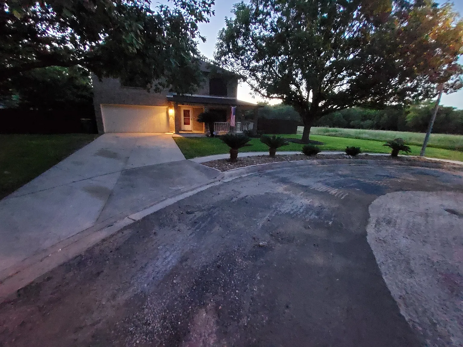 3 bed, 2.5 bath, 2840 sqft, $2,700 — Photo 4