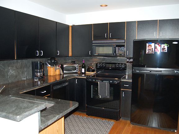 2007 Granite Kitchen