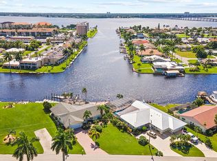 4301 SE 18th Pl, Cape Coral, FL 33904