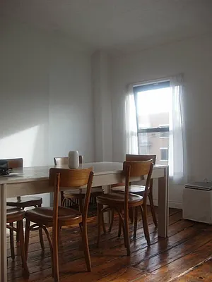 Rented by Brooklyn Bridge | media 20