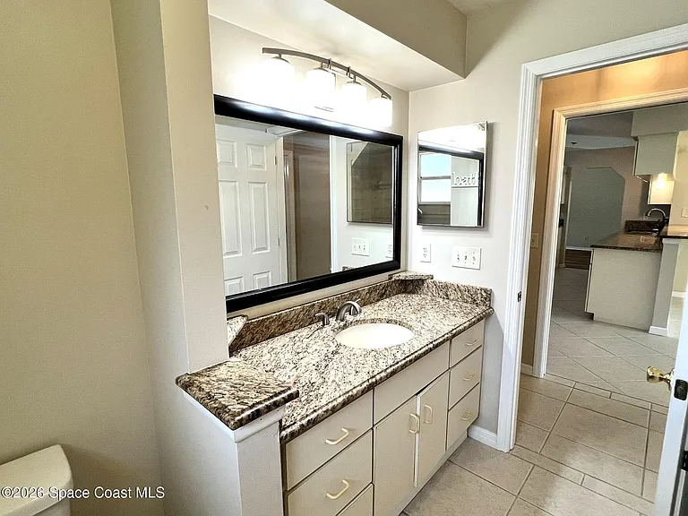 3620 Whisperwood Cir — Photo 12