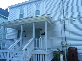 878 Lakeview Ave, Lowell, MA 01850
