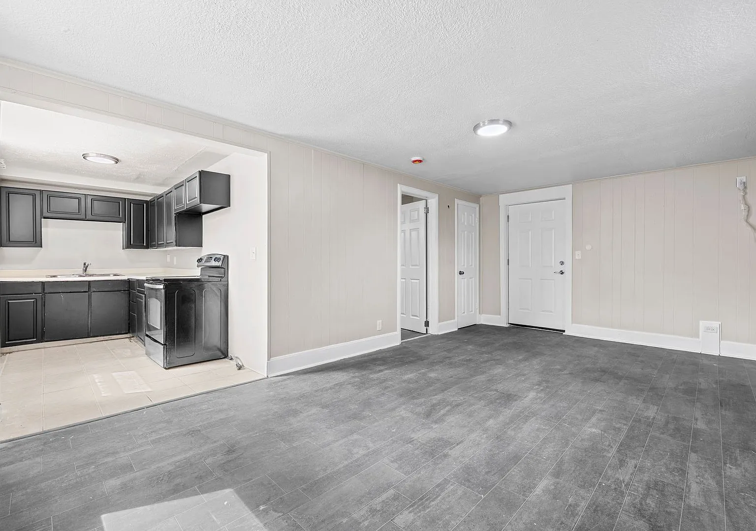 9th St Apartments — Photo 4