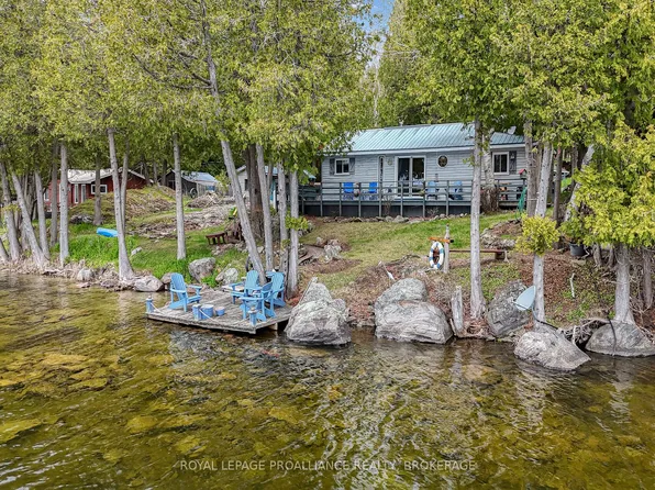 173 Space Ln, South Frontenac, ON K0H 1T0
