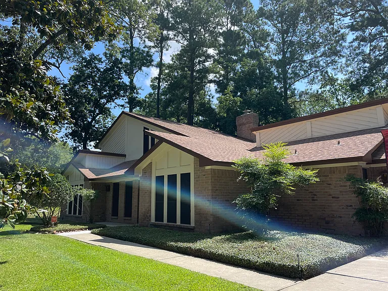 16040 Dunes Dr — Photo 1