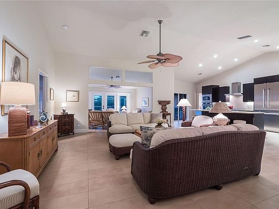 3rd image of 260 Capstan Dr