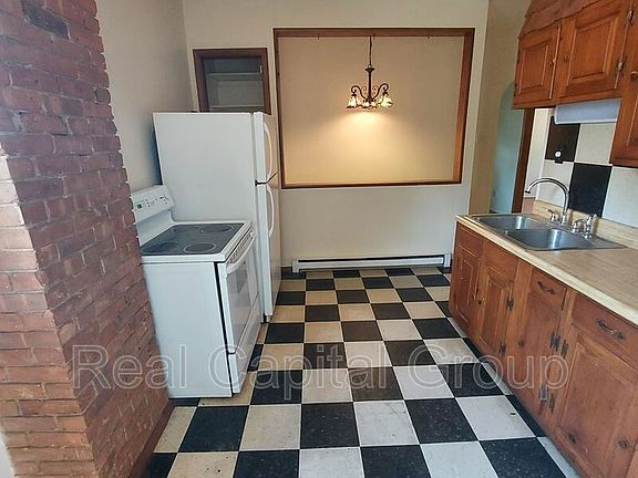 5th image of 38 State St Unit 3