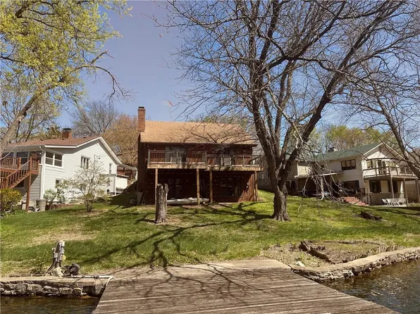46 Anchor Dr, Lake Tapawingo, MO 64015