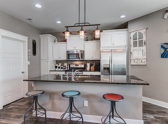 2nd image of 5121 Opal Ct