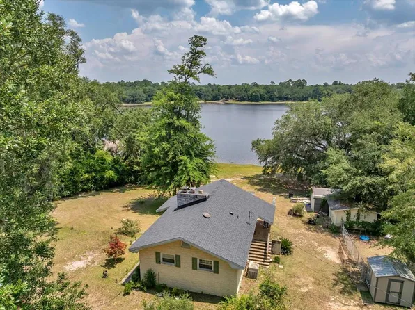 943 White Pond Rd, Leesburg, GA 31763