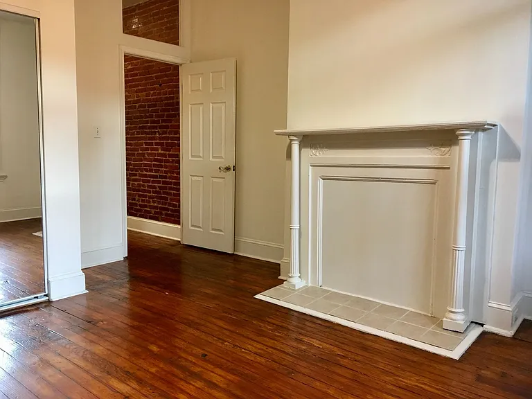 For Rent: Charming Living on St. Paul Street MD 21218 Your Urban Retreat Awaits! — Photo 13